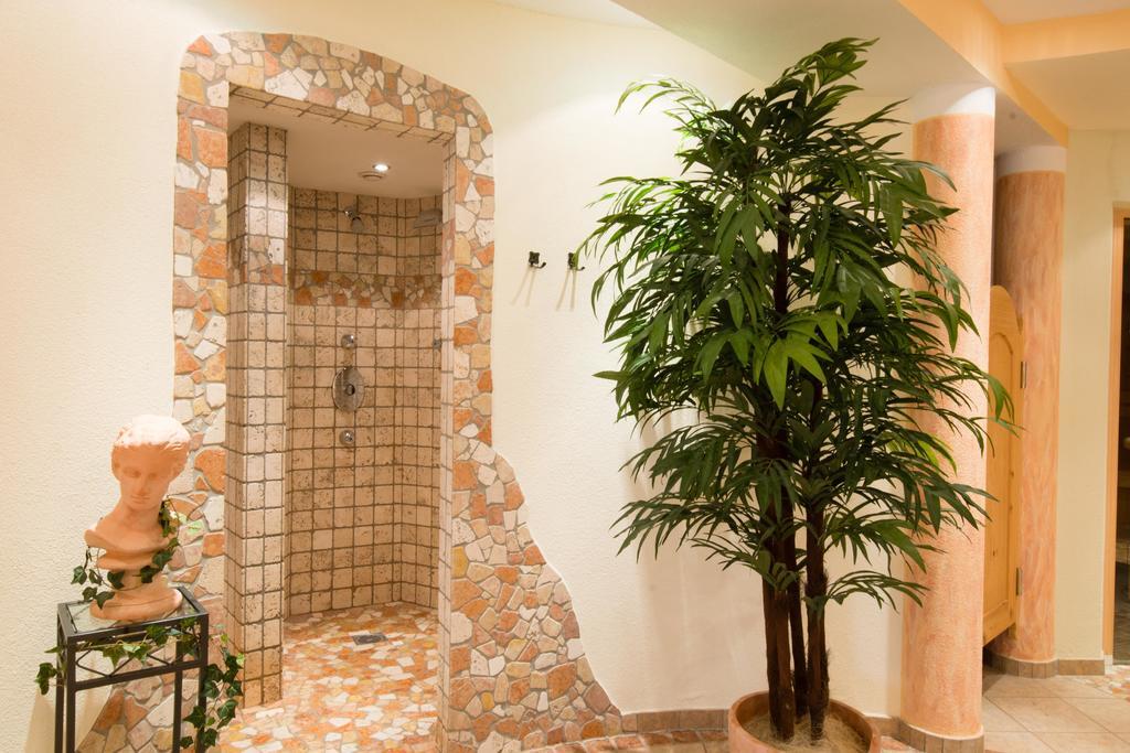 Garni Mathonerhof Hotell Ischgl Exteriör bild